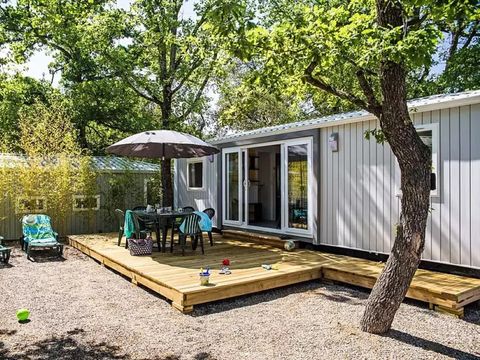 MOBILHOME 4 personnes - Tour Opérateur Maeva sur Camping Le Bois de Valmarie - Mobil Home Confort 4 Pièces 6 Personnes (4 adultes + 2 enfants) Climatisé