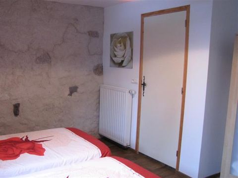CHAMBRE 4 personnes - LUXUEUSE