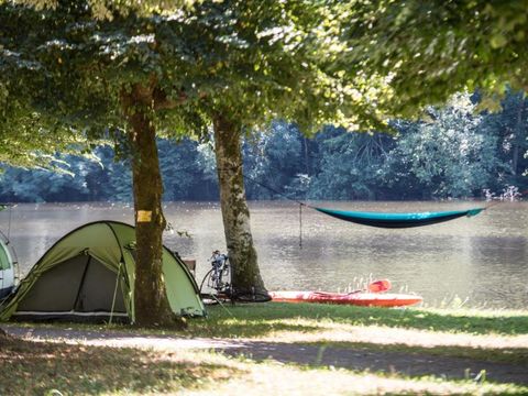 Emplacement - Forfait tente vue Dordogne