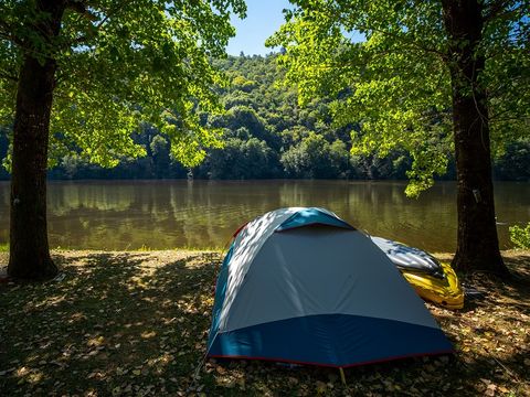 Emplacement - Forfait tente vue Dordogne