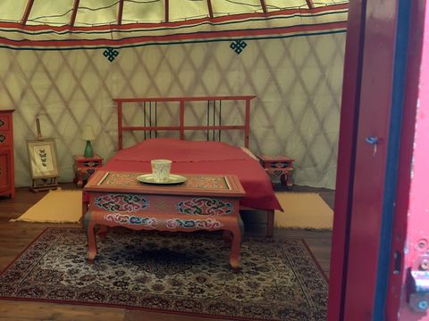 HÉBERGEMENT INSOLITE 4 personnes - YOURTE 4 personnes sans sanitaires 28 m²