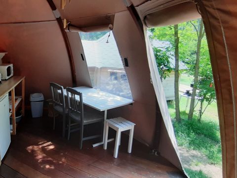 HÉBERGEMENT INSOLITE 4 personnes - Dôme WIGWAM avec sanitaires 27 m²
