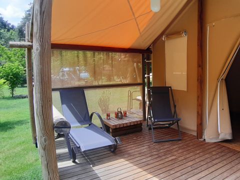 BUNGALOW TOILÉ 7 personnes - JUNGLE LODGE sans sanitaires 31 m²