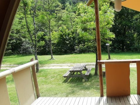 BUNGALOW TOILÉ 7 personnes - JUNGLE LODGE sans sanitaires 31 m²