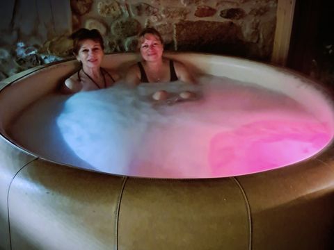 HÉBERGEMENT INSOLITE 3 personnes - KOTA finlandais & Spa privatif