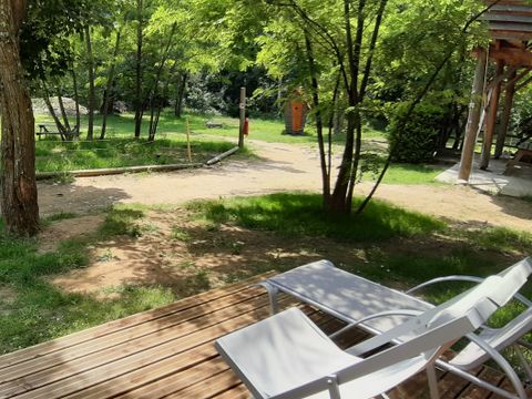 HÉBERGEMENT INSOLITE 4 personnes - Cabane enchantée
