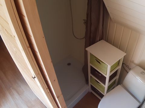 HÉBERGEMENT INSOLITE 4 personnes - Cabane enchantée