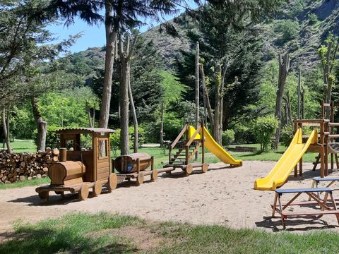 Camping Ushuaïa Villages Le Viaduc - Camping Ardèche - Image N°5