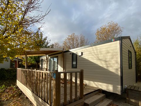 MOBILHOME 6 personnes - PRESTIGE " Les Alpilles " (4 Adultes Maxi+2 Enfants -18ans)