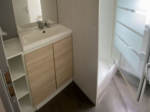 Mobilhome 6 personnes - Grand confort Tamaris 6 personnes - 3 chambres, climatisé, téléviseur