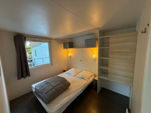 Mobilhome 6 personnes - Grand confort Tamaris 6 personnes - 3 chambres, climatisé, téléviseur