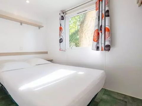 MOBILHOME 4 personnes - Classic | 2 Ch. | 4 Pers. | Terrasse surélevée | Clim. par Homair