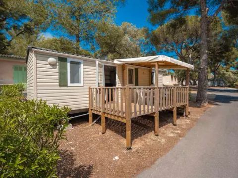 MOBILHOME 4 personnes - Classic | 2 Ch. | 4 Pers. | Terrasse surélevée | Clim. par Homair