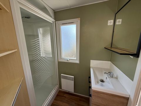 MOBILHOME 12 personnes - Confort GRAND Mistral  12 personnes - 6chambres, climatisé, télévision