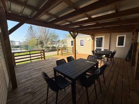 MOBILHOME 12 personnes - Confort GRAND Mistral  12 personnes - 6chambres, climatisé, télévision