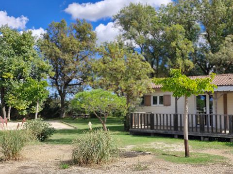 CHALET 8 personnes - Grande Cabane Pampa 6/8 personnes - 3 chambres, climatisé, lave-vaisselle, télévision