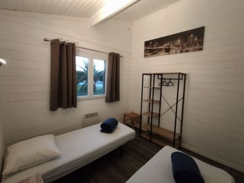 CHALET 8 personnes - Grande Cabane Pampa 6/8 personnes - 3 chambres, climatisé, lave-vaisselle, télévision