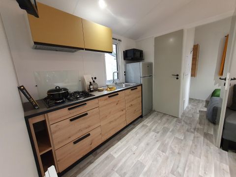 MOBILHOME 4 personnes - 25m2 (2021) + Terrasse bois semi-couverte 8m2. 4 pers