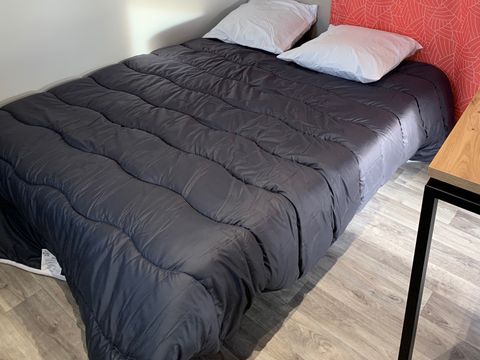 MOBILHOME 4 personnes - 25m2 (2021) + Terrasse bois semi-couverte 8m2. 4 pers