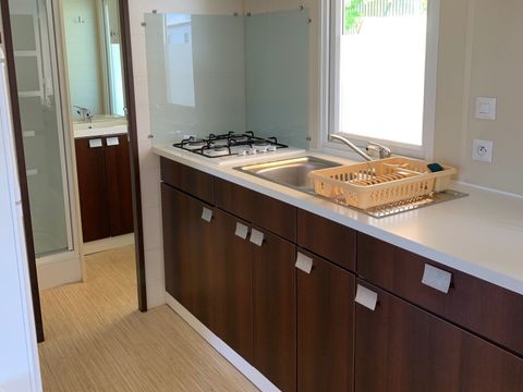 MOBILHOME 6 personnes - 28m² + Terrasse bois couverte 12m² 4/6 pers