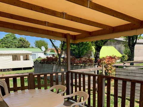 MOBILHOME 6 personnes - 28m² + Terrasse bois couverte 12m² 4/6 pers
