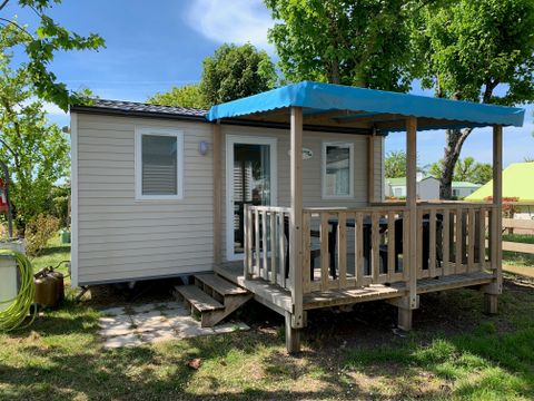 MOBILHOME 4 personnes - 20m² + Terrasse bois couverte 8m². 2/4 pers