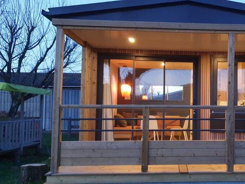 MOBILHOME 6 personnes - Standing 28m2 + terrasse intégrée 8m2 4/6 pers