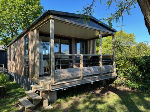 MOBILHOME 6 personnes - Standing 28m2 + terrasse intégrée 8m2 4/6 pers