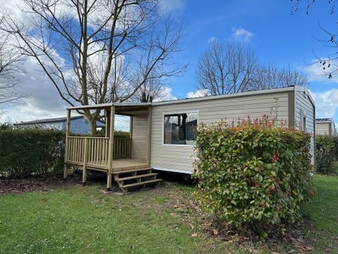 MOBILHOME 5 personnes - LOGGIA 2- Mobile-home 25m² + Terrasse bois couverte 9m²