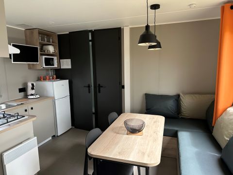 MOBILHOME 5 personnes - LOGGIA 2- Mobile-home 25m² + Terrasse bois couverte 9m²