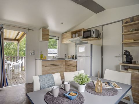 MOBILHOME 6 personnes - COTTAGE BERGERAC 5/6p 2ch **