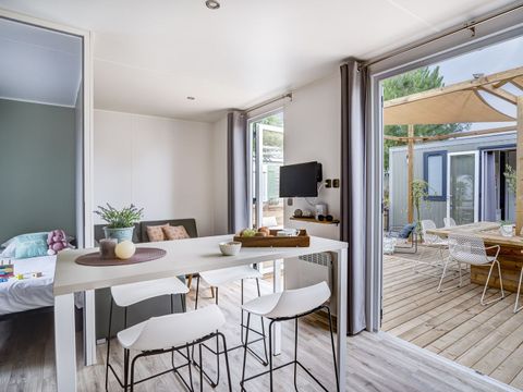 MOBILHOME 10 personnes - COTTAGE FRIENDS 10p 5ch 2SdB Clim ****<br/><br/>