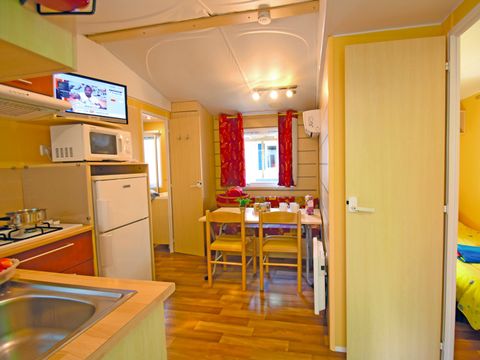 MOBILHOME 4 personnes - Confort CLIM TV GRATUITE