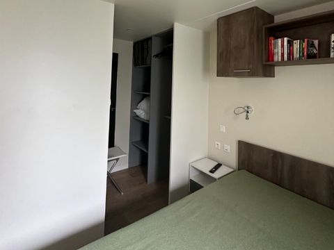 MOBILHOME 8 personnes - Privilège 40m² - 3 chambres - Clim - 2 TV - LV - Four