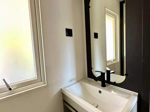 MOBILHOME 8 personnes - 5 Pièces 8 Personnes Climatisé + TV