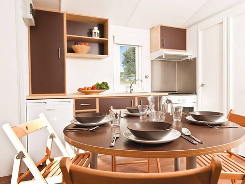 BUNGALOW 6 personnes - Mobil-home | Comfort | 3 Ch. | 6 Pers. | Terrasse surélevée | Clim.