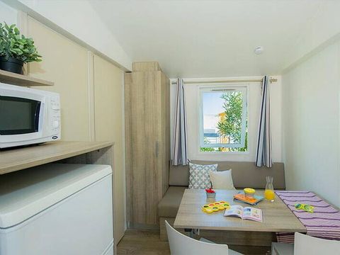 MOBILHOME 4 personnes - Mobil-home | Classic | 2 Ch. | 4 Pers. | Terrasse surélevée