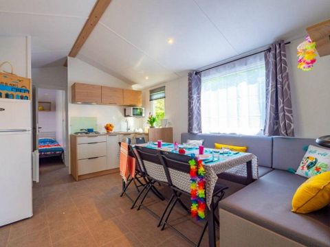 Mobilhome 8 personnes - Mobil-home | Comfort | 4 Ch. | 8 Pers. | Terrasse surélevée | 2 SDB