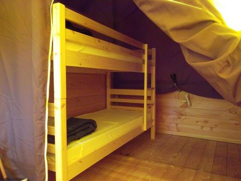 Bungalow toilé 4 personnes - Amazone Standard 20m² / - 2 chambres - Terrasse - Sans sanitaires privatifs