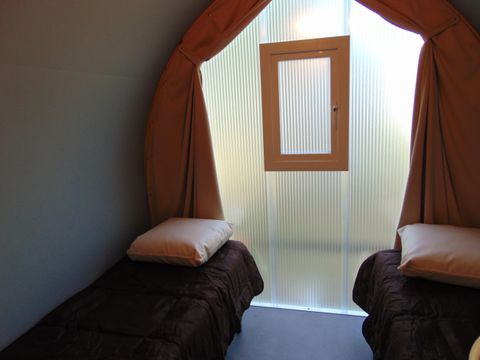 Tente en toile et en bois 4 personnes - Coco Sweet 16m² / 2 chambres - terrasse (sans sanitaires privatifs)