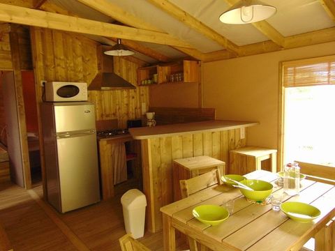 Insolite 4 personnes - Sweet Flower Premium sur pilotis 43m² / 2 chambres - terrasse