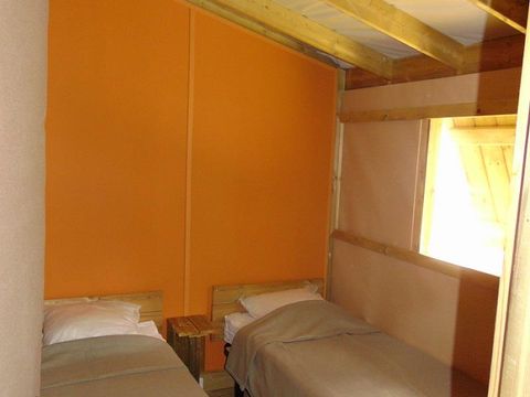 Insolite 4 personnes - Sweet Flower Premium sur pilotis 43m² / 2 chambres - terrasse
