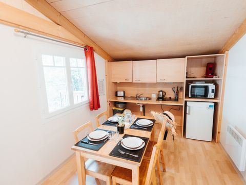 Chalet 4 personnes - BOIS - 4/6 pour personne à mobilité réduite - 35m2