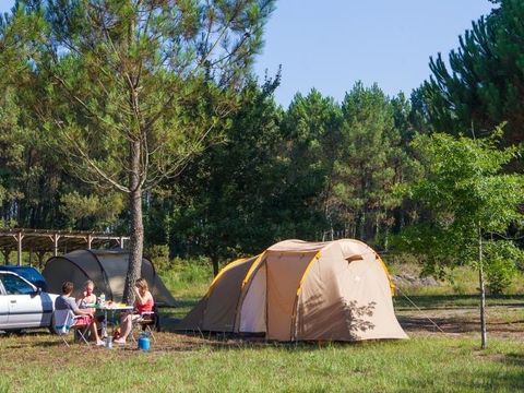 Emplacement - Forfait avec 1 Véhicule
