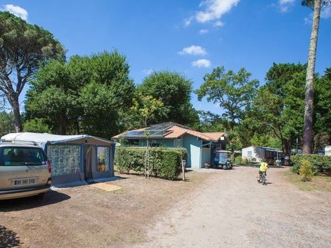 Emplacement - Forfait avec 1 Véhicule