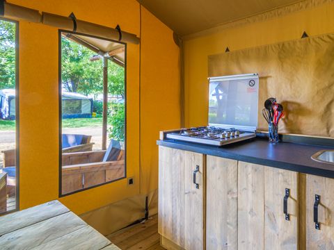 TENTE TOILE ET BOIS 5 personnes - SLOW LODGE - 2 chambres, sans sanitaire