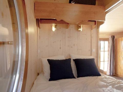 HÉBERGEMENT INSOLITE 6 personnes - CABANE DE SAM