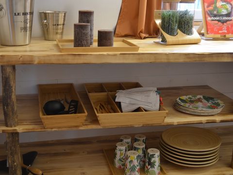 HÉBERGEMENT INSOLITE 6 personnes - REVE DE ROBINSON