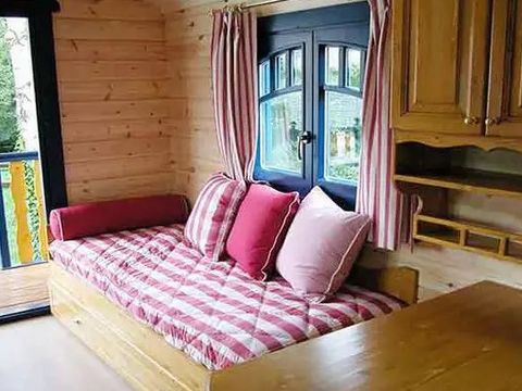 HÉBERGEMENT INSOLITE 3 personnes - BOHEME adaptée aux PMR