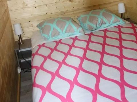 HÉBERGEMENT INSOLITE 6 personnes - CABANE D'HANSEL